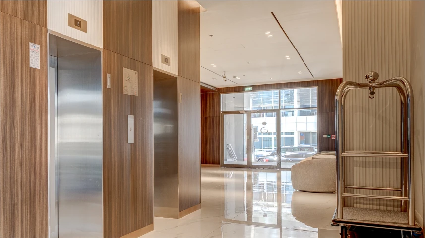 Silicon Oasis lift area